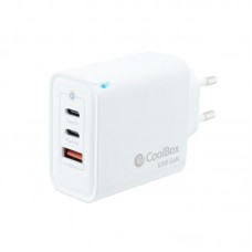 Carregador Coolbox COO-CUP-65CCA: 65W GaN com 2 USB-C e 1 USB-A